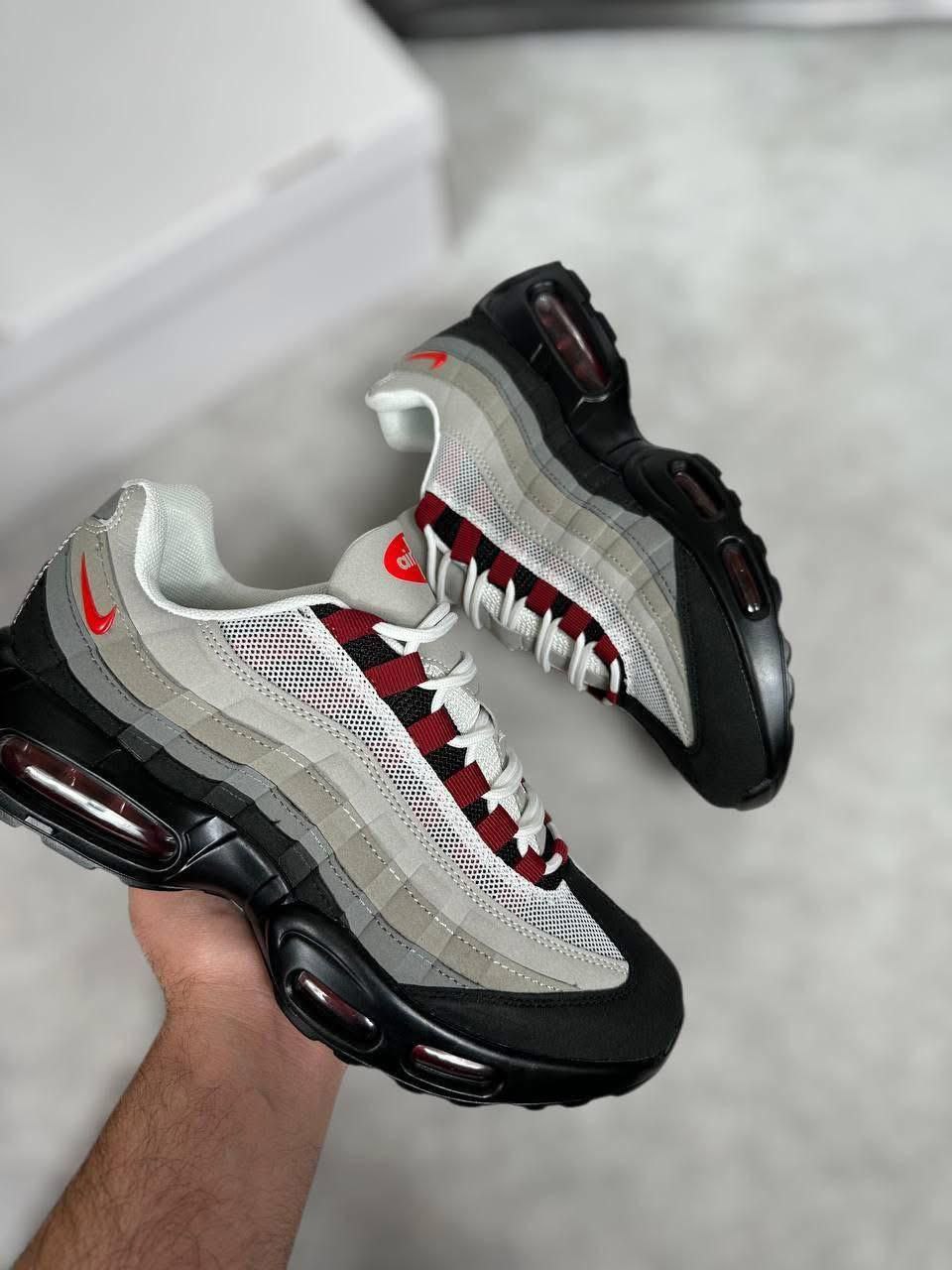 Nike 95 Air Max Men's Trainers in Different Colors Reps Sale UK Best Quality AAA Replica