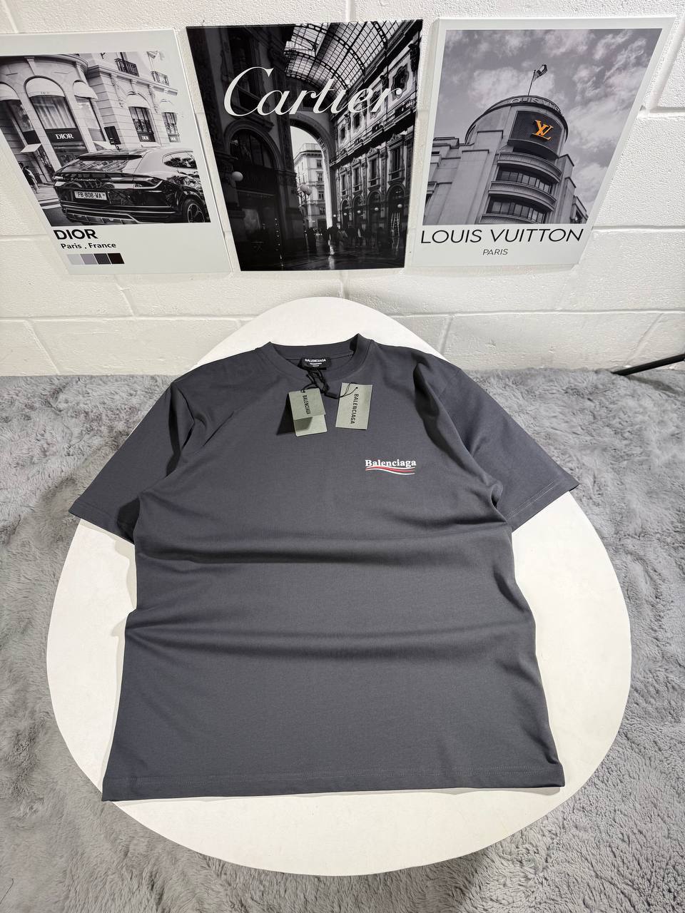 Balenciaga Crewneck Men's Women's T-shirts in Different Colors Reps UK Best Quality AAA Replica