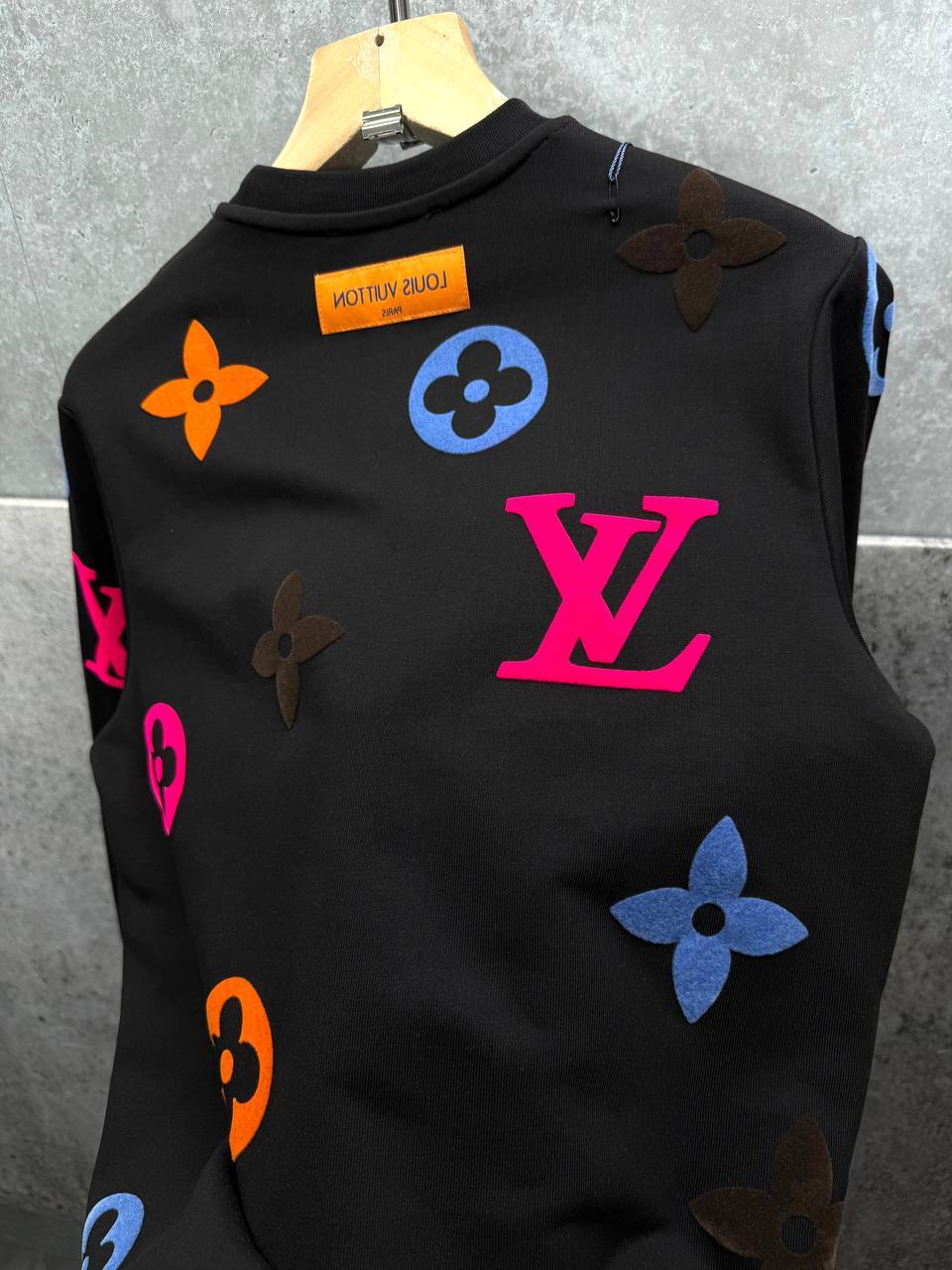 Louis Vuitton LV Logo Monogram Printed Regular Fit Men's Women's Jumpers in 2 Colors Reps UK Best Quality AAA Replica
