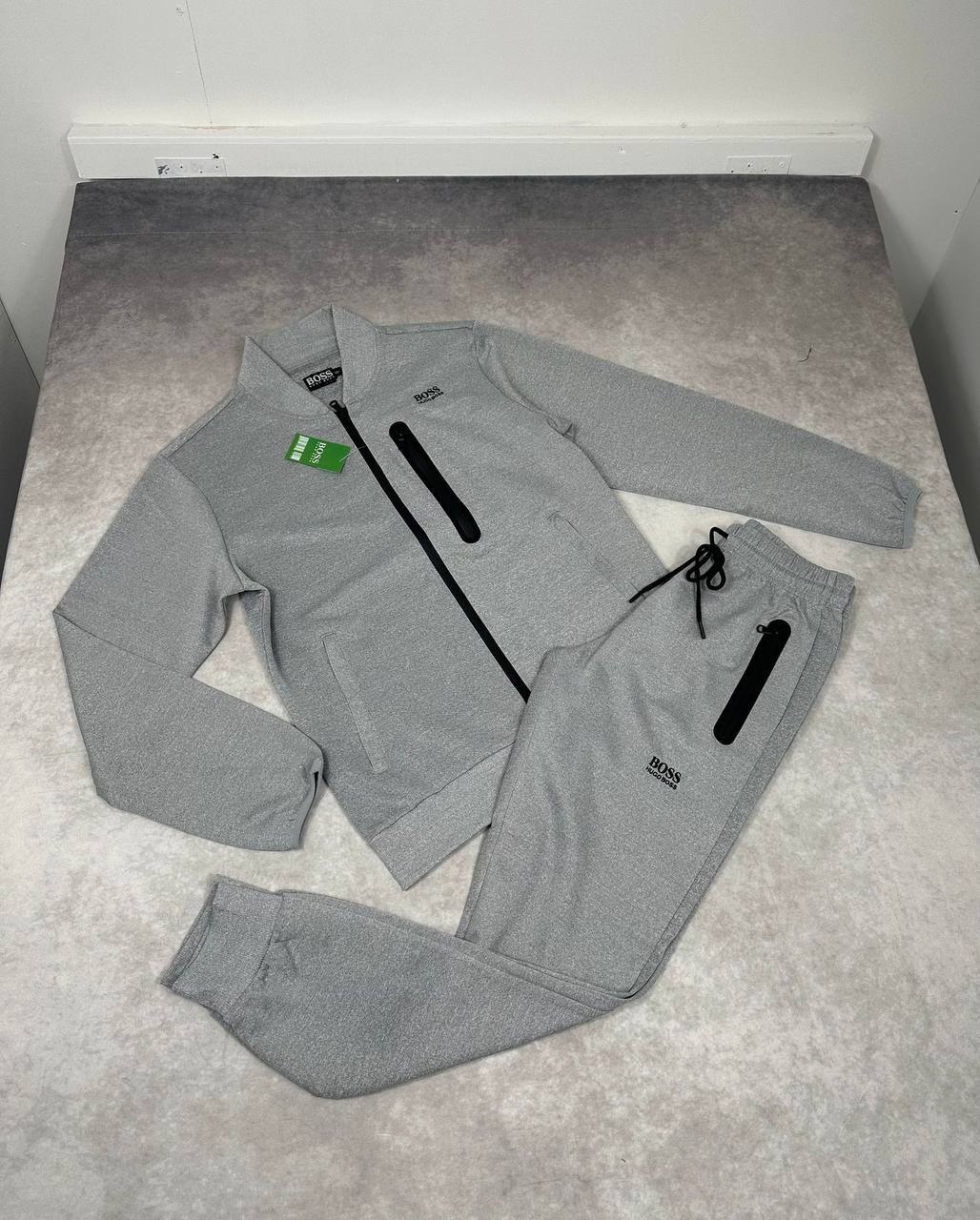 Hugo Boss Logo Zip-Up Tracksuits Men's in Multiple Colors UK Reps Best Quality AAA Replica