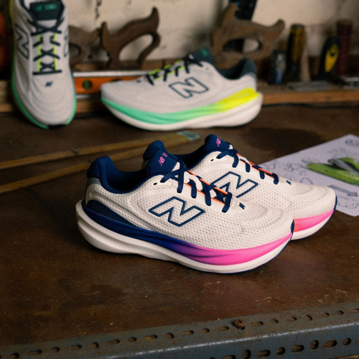 Womens New Balance 1080v15 - Crowned Bag